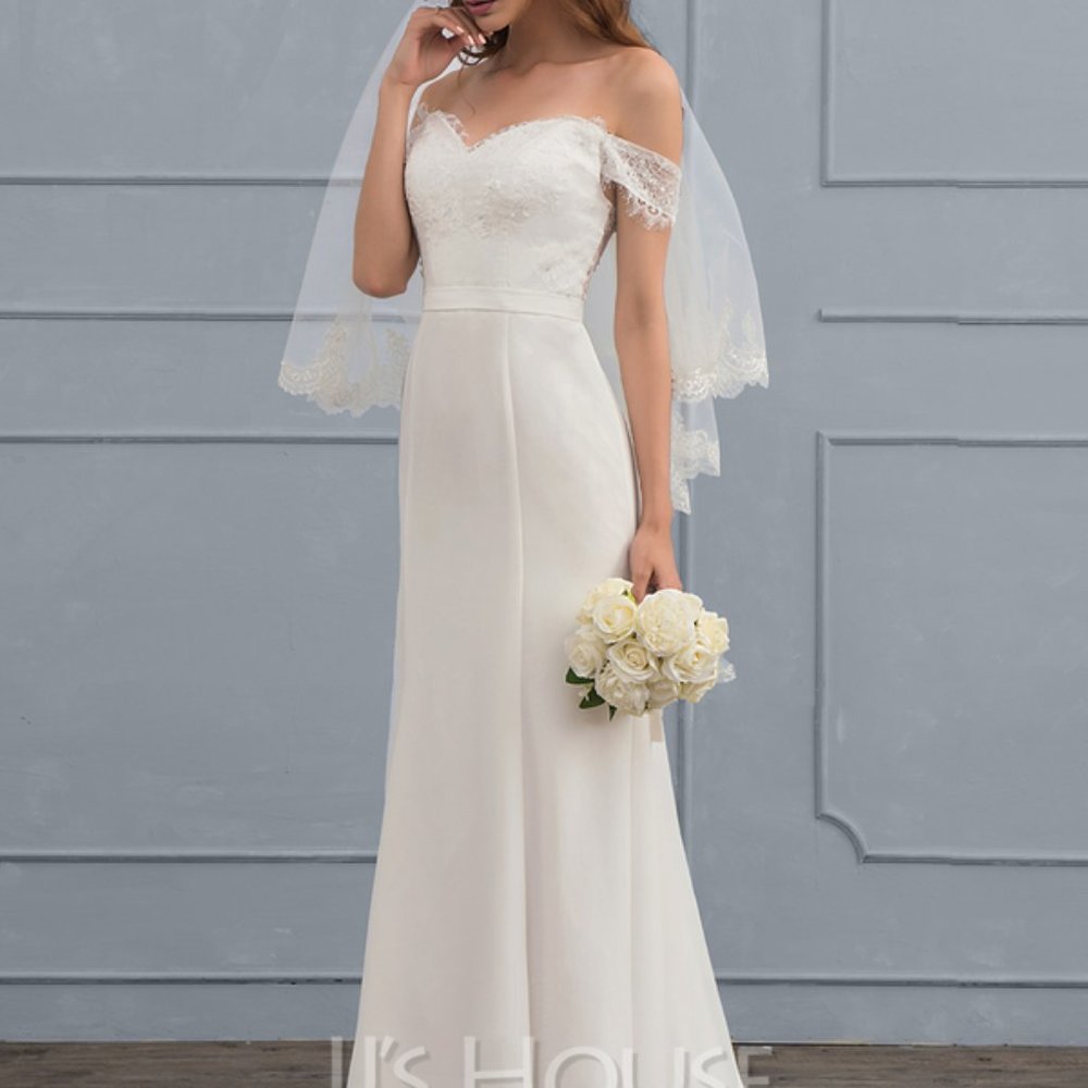 NWT - Trumpet/Mermaid Court Train Chiffon Lace Wedding Dress With Beading - US4 - Picture 3 of 11